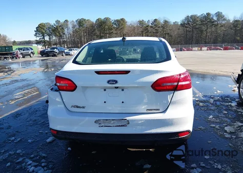 2016 Ford Focus S from USA, damaged, VIN 1FADP3E28GL339449